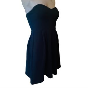 Forever 21 Black Strapless Dress